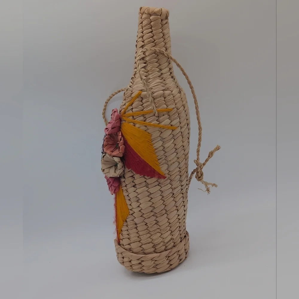 Wicker Floral Woven Wine Bottle Holder Rattan - Picture 3 of 5